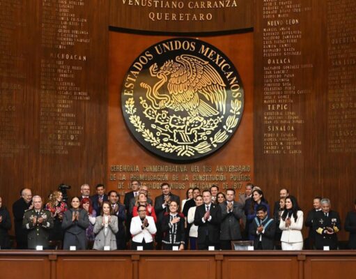 Con Claudia Sheinbaum, Mara Lezama refrenda compromiso con la justicia social en el 109 aniversario de la Constitución