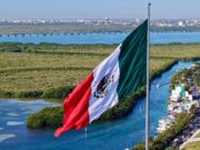 Conmemoran autoridades gubernamentales honores a la bandera nacional