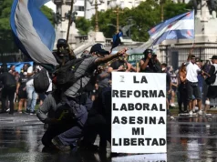 Aprueba Senado argentino reforma laboral de Milei con fuertes altercados en las calles