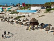 Nuestras playas están preparadas para recibir a turistas y cancunenses: Ana Paty Peralta