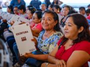 Entrega Mara Lezama y Ana Paty Peralta 503 escrituras en Cancún para fortalecer la certeza patrimonial de familias