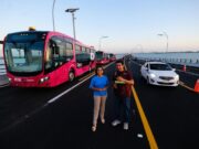 Inician pruebas nuevos autobuses que circularán en el Puente Nichupté de Cancún