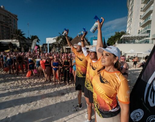 Mara Lezama da salida a “El Cruce” Cancún- Isla Mujeres, competencia de aguas abiertas de talla mundial
