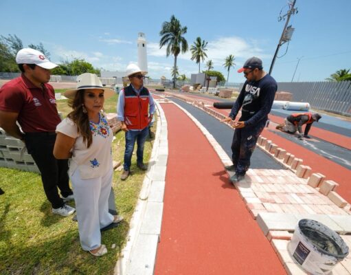 Supervisa Mara Lezama avances en la colocación de la superficie sintética en la primera pista de atletismo certificada de la Península en Chetumal