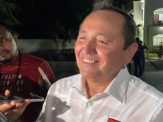 Reduce Nivardo Mena sueldos a la mitad a trabajadores de confianza