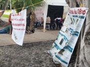 Ignoran jueces plantón en aeropuerto de Cancún, que cumple tres días