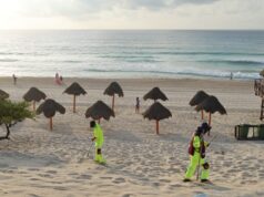 Ayuntamiento de Benito Juárez conserva playas limpias
