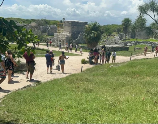 En Tulum, disminuyen ingresos por el Derecho de Uso de Zonas Arqueológicas