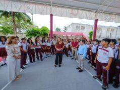 Entrega Mara Lezama domo a Secundaria Técnica 18 en Cancún tras 34 años de espera
