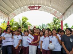 Entrega Mara Lezama nuevo domo en Huay-Pix y fortalece infraestructura educativa para telesecundaria y telebachillerato