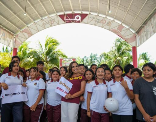 Entrega Mara Lezama nuevo domo en Huay-Pix y fortalece infraestructura educativa para telesecundaria y telebachillerato