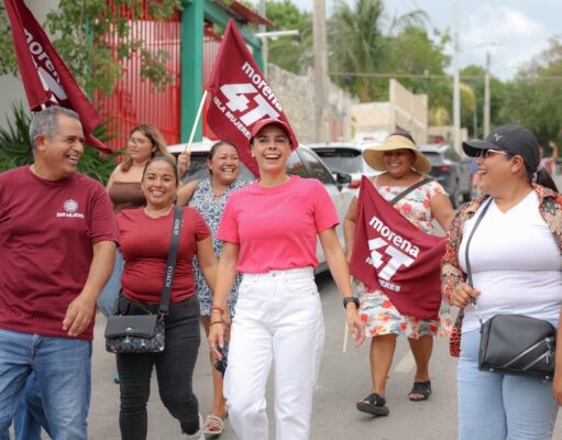Ana Paty Peralta comparte los logros de la Cuarta Transformación en la Zona Continental de Isla Mujeres
