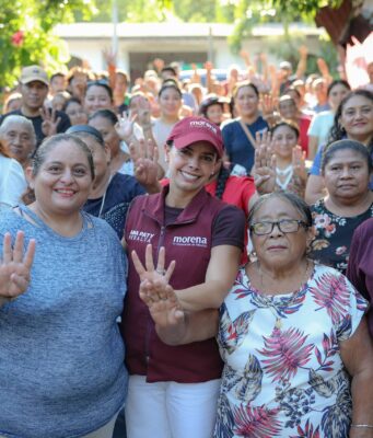 Cerca de las comunidades, Ana Paty Peralta suma a la defensa de la Transformación