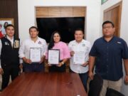 Firma Blanca Merari convenio con la congregación Mariana Trinitaria