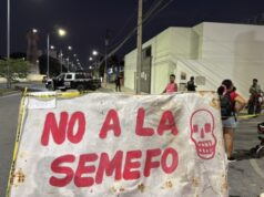 Bloquean vecinos la avenida Politécnico de Cancún; dicen no al Semefo en la Región 510