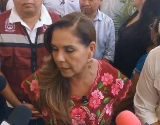 Anticipa Mara Lezama que estrategia completa de atención al sargazo deberá estar lista en 15 días