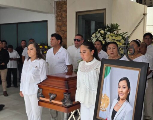 Despiden a Paoly Perera con doble homenaje en Felipe Carrillo Puerto