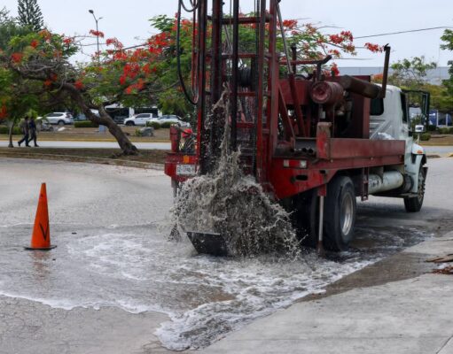 Realiza gobierno de BJ mantenimiento pluvial ante temporada de lluvias