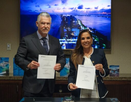 Ante miembros de la Orlando Chamber of Commerce, Mara Lezama presenta el Distrito Financiero y Tecnológico de Cancún