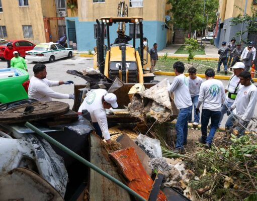 Con mega brigada de limpieza integral, Ayuntamiento de BJ atiende todo Paseos del Mar