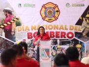Reconoce Blanca Merari la valentía y entrega de los bomberos de Puerto Morelos