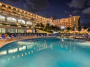 Va embargo del Hotel Parnassus en Cancún; después vendrá el remate
