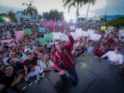 Llama Eugenio Segura a la unidad dentro de Morena