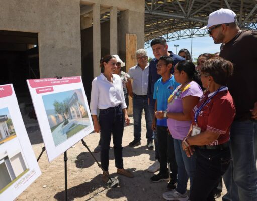 Recorre Ana Paty Peralta gimnasio inclusiva para atletas cancunenses