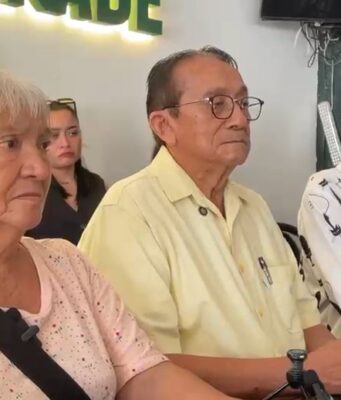 Pareja de ancianos viven abuso diario a manos de su hija, en Playa del Carmen