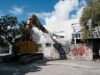 Tras una década de abandono, inicia la demolición del hospital general para dar paso al Nuevo Hospital Materno Infantil de Cancún