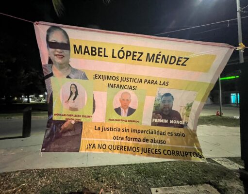 Bloquean carril de acceso a la Zona Hotelera de Cancún, por sustracción de Emma