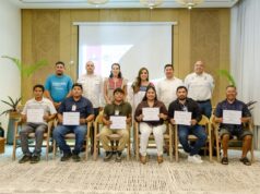 Entregan Mara Lezama y Josefina Rodríguez, titular de Sectur, primeras 195 de credenciales a prestadores de servicios del Parque del Jaguar