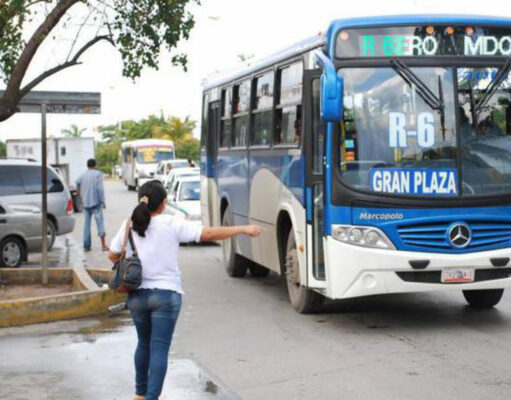 Anuncian horarios especiales para el servicio de transporte público en Cancún por fiestas patrias