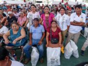 Entrega Blanca Merari apoyo alimentario a 500 adultos mayores de Puerto Morelos