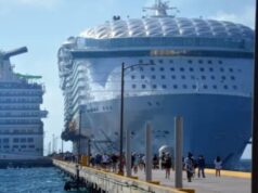 Reduce Carnival escalas en Mahahual tras 25 años de operaciones