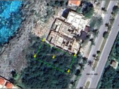 Construye exfuncionaria señalada por peculado dos residencias frente al mar en Cozumel