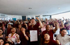 Renunciaron 5 funcionarios estatales para contender en Morena