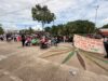 Protestan trabajadores municipales en Tulum por descuentos a nómina