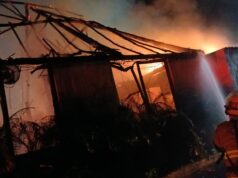 Consume incendio restaurante en la avenida Huayacán de Cancún
