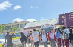 Enferman 3 estudiantes del CBTIS 111 de Cancún por presunto consumo de droga