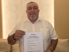 Se inscribe Ismael ‘Mayito’ Moguel para contender por Lázaro Cárdenas
